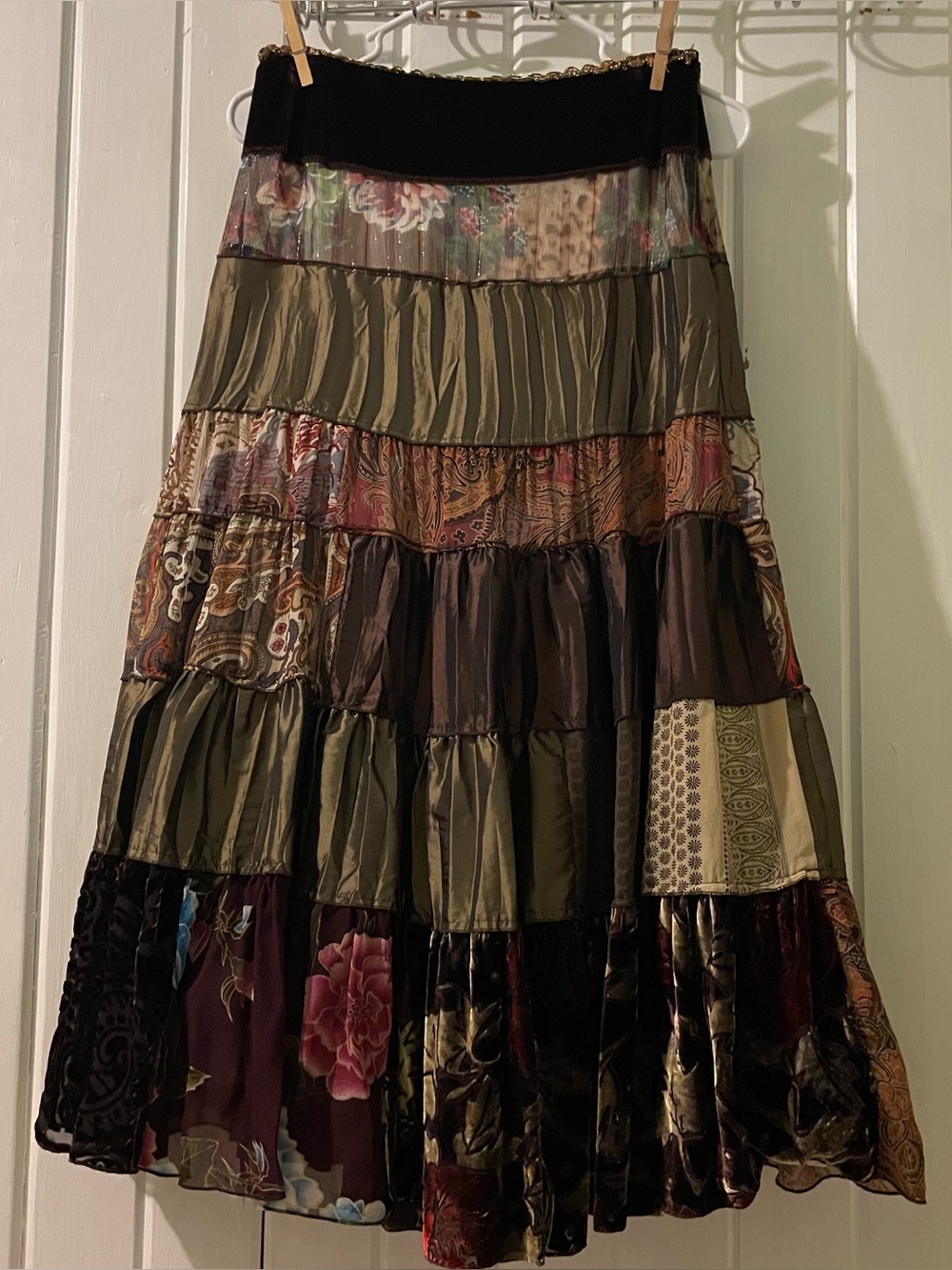 Cache vintage silk/velvet patchwork maxi skirt-size 0 like new